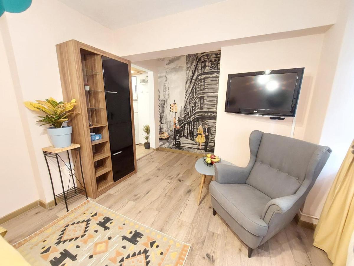 Laroka House Cosy Studio Universitate Bucharest Exterior photo